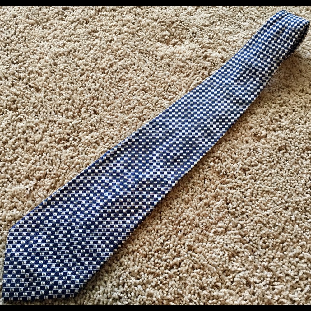 Mens Roundtree & Yorke Navy 3.75”Wide Silk Necktie